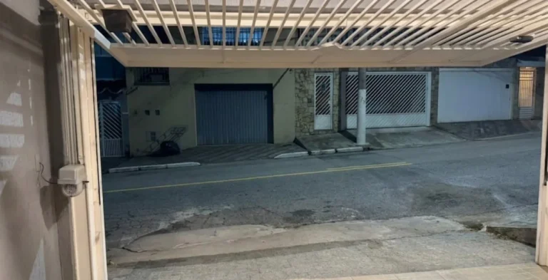 Portão Abrindo Sozinho? Descubra as 3 causas e como resolver