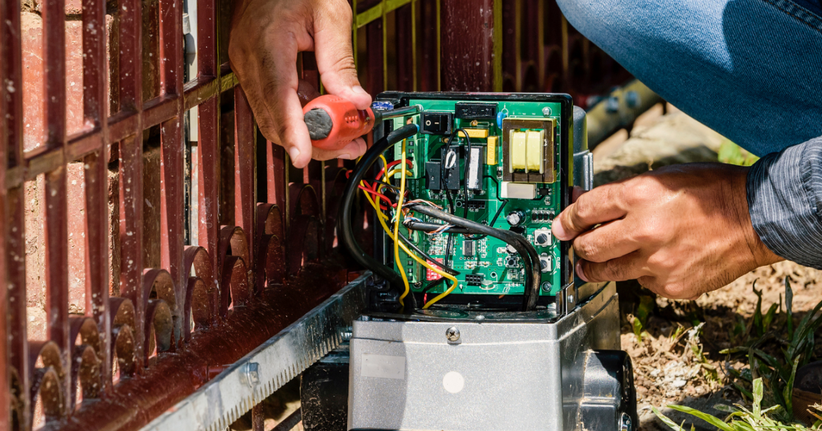 O conserto de portão automático